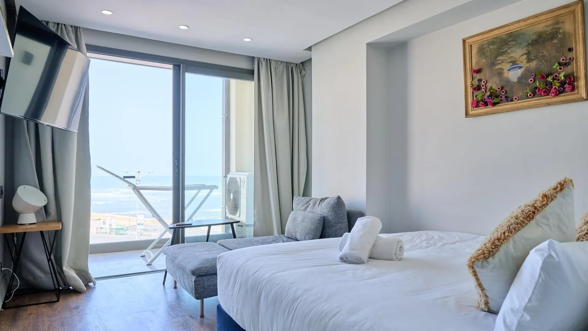 Apartment Sea View B9 - Mosquee Hassan II - By Thecasaedition Casablanca Morocco