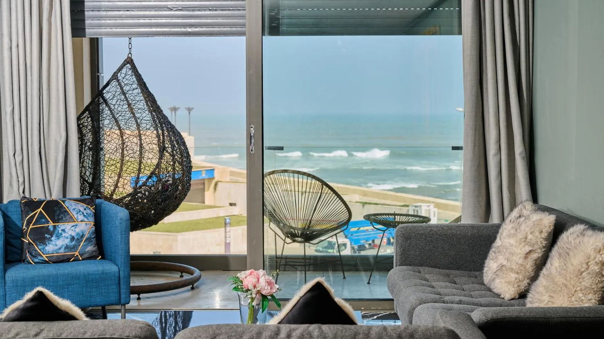 Apartment Sea View B9 - Mosquee Hassan II - By Thecasaedition Casablanca
